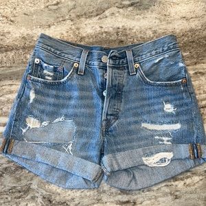 LEVI Denim Shorts